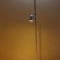 Lampada da terra luce indir/lettura, color argento