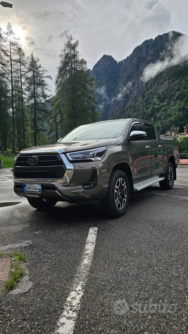 Toyota Hilux 2022 photo 4