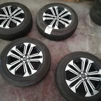 A40 - Pneumatici 225/60R18 + cerchi RAV4