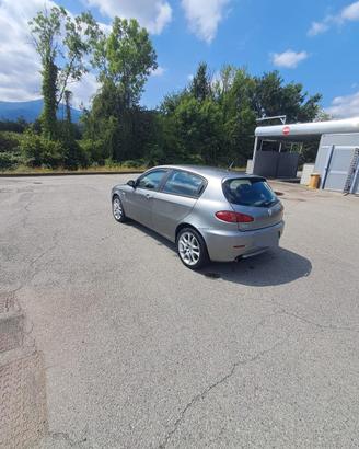 Alfa romeo 147 1.9 q2
