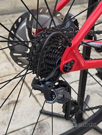 Focus Izalco Rece Disc 9.8 Carbon
