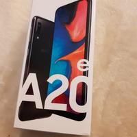 Samsung A20e