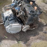 MOTORE SUZUKI GSX 750 F