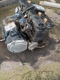 MOTORE SUZUKI GSX 750 F