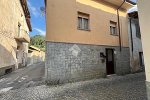 2 LOCALI A BARGE