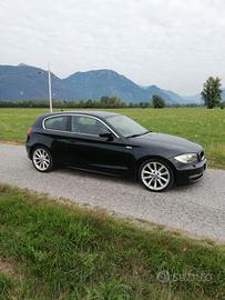 BMW serie1 123d 150kw