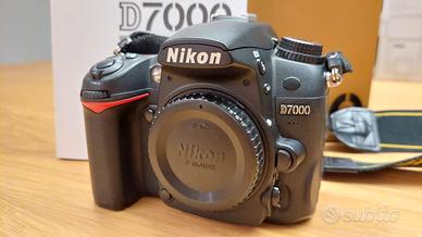 Body reflex Nikon D7000