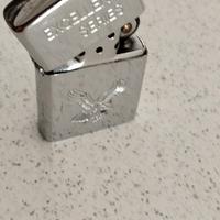 accendino vintage a benzina 