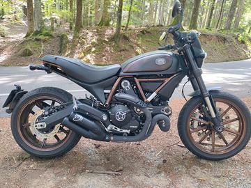 Ducati Scrambler - Italia Indipendent