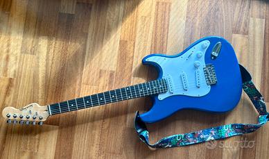 Chitarra elettrica con amplifocatore