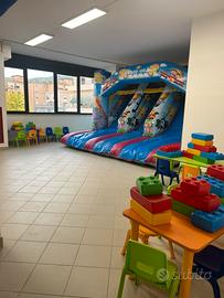 Locale commerciale adibito a sala feste