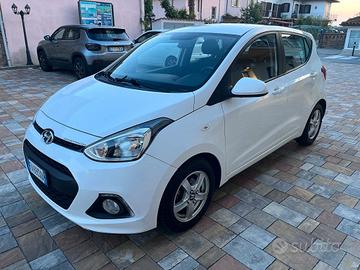 HYUNDAI i10 euro 6 neo patentati 