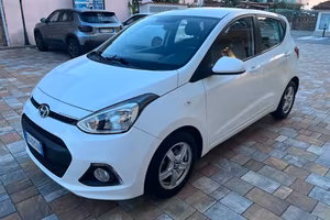 HYUNDAI i10 euro 6 neo patentati 