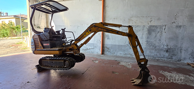 Miniescavatore CASE 15 mini escavatore con 1950h