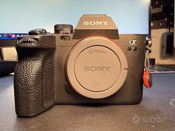 Sony alpha a7-4