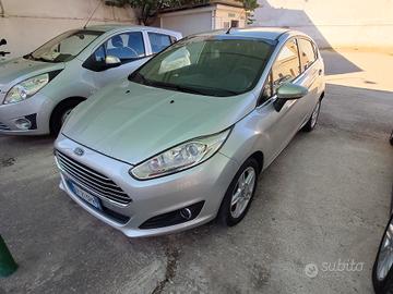 Ford Fiesta 1.5 TDCi 75CV 5 porte Titanium