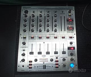 behringer pro mixer 750