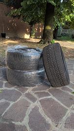 Set 3 Gomme invernali 225/40 R19 93V