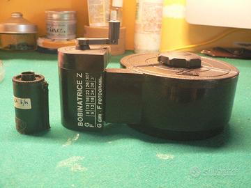 Bobinatrice per pellicole fotografiche