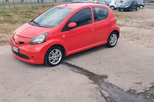Toyota Aygo 1.4 turbodiesel 5 porte Sol
