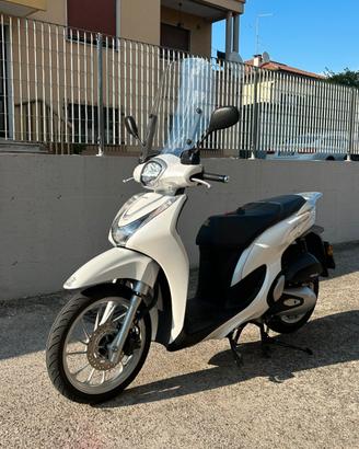 Honda SH Mode 125 2024