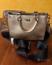 Borsa Trussardi Jeans Oro con tracolla NUOVA