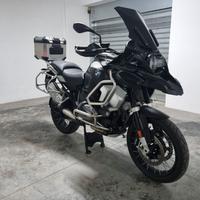 R 1250 GS ADVENTURE TRIPLE BLACK