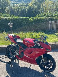 Ducati 848