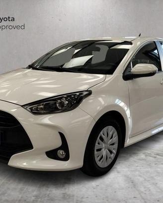 Toyota Yaris Hybrid Active MY22