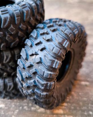 Gomme Crawler rc piccola scala