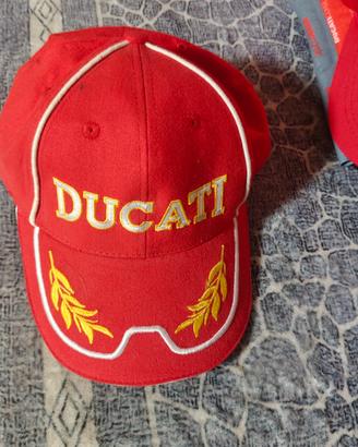 cappellino Ducati con visiera 