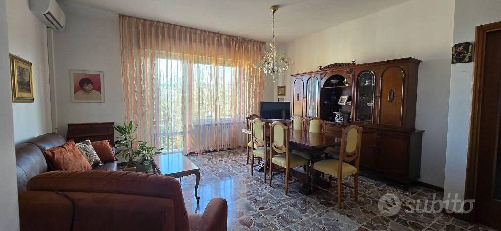 Appartamento di 115 m² con 4 locali a Ancona