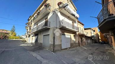 4 LOCALI A CORIGLIANO-ROSSANO