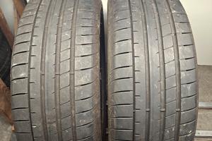 gomme 235/55/19 Goodyear al 80%