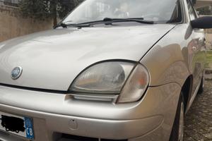 Fiat 600 2002 80000 km