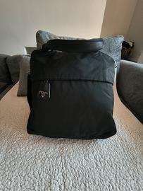 Borsa Prada grande  in nylon