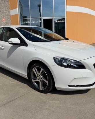 Volvo V40 D2 Geartronic Kinetic