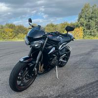 Cupilino triumph Street triple RS 2017-2019