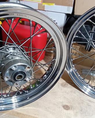 coppia Cerchi a Raggi originali Harley Davidson 