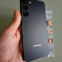 Samsung S23 Plus con 512gb di memoria 