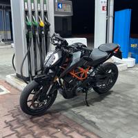 Duke 390 2023 immatricolato gennaio 2024