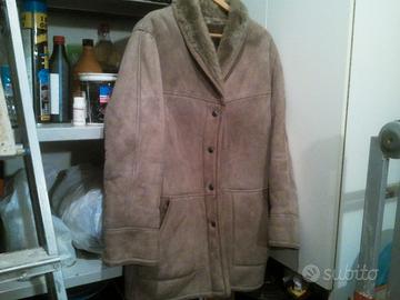 Montone con pelliccia