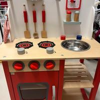Cucina giocattolo
