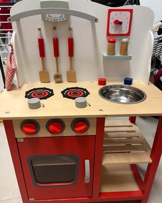 Cucina giocattolo