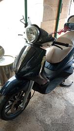Piaggio Beverly 400