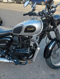 Benelli Imperiale 400 anno 2020