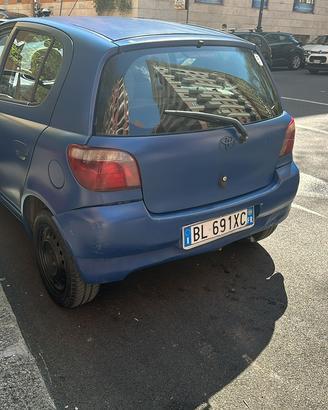 Toyota Yaris 1000 a gpl