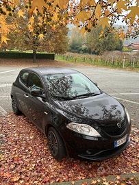 Lancia y hybrid 2021