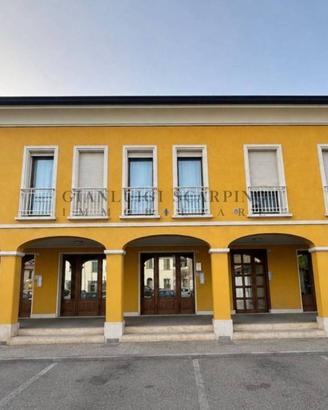 Appartamento di 86 m² con 3 locali e box auto a Ru