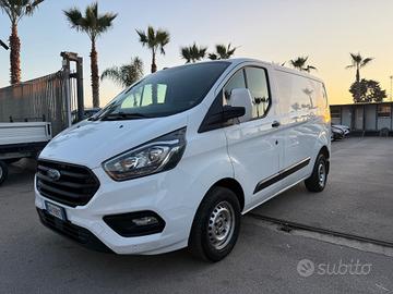 Ford Transit Custom 2.0 Diesel Hybrid